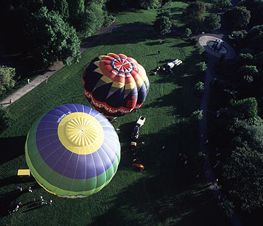 2 Ballons von oben